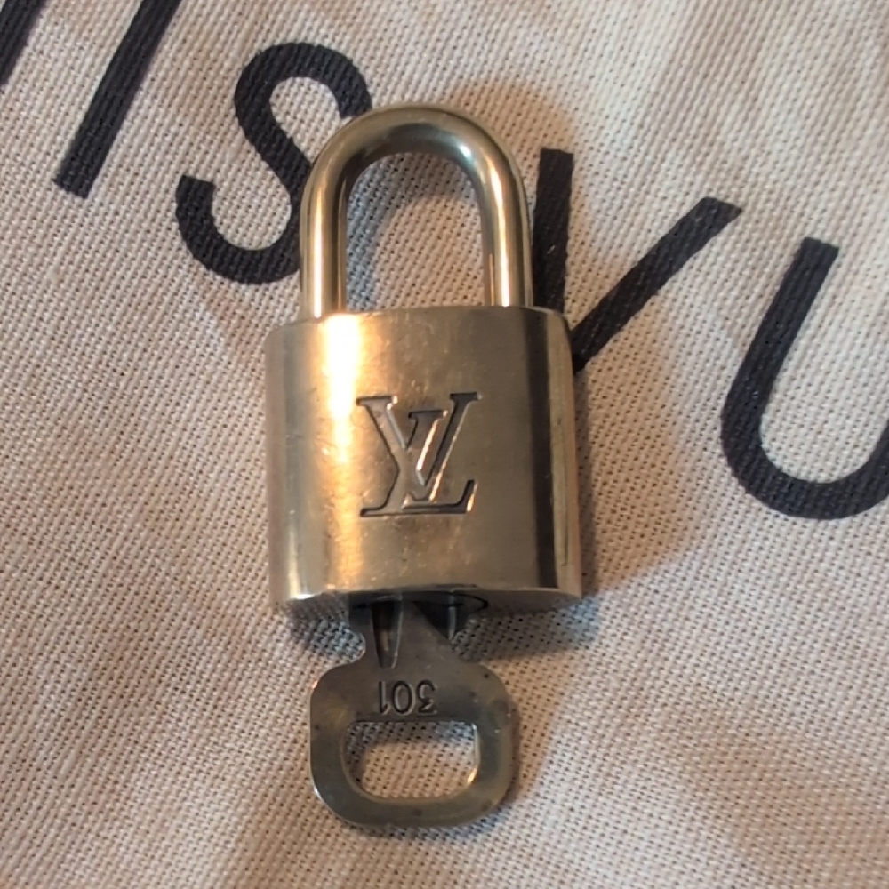 LV Lock And Key #301 With 2 Dust Bags